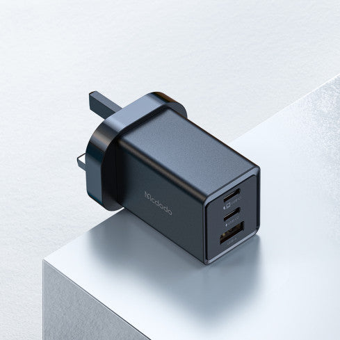 MCDODO CH-1551 70w 2C+1A GAN 5 MINI FAST CHARGER (UK)(WITHOUT CABLE) - Saif Al Najmi Kw