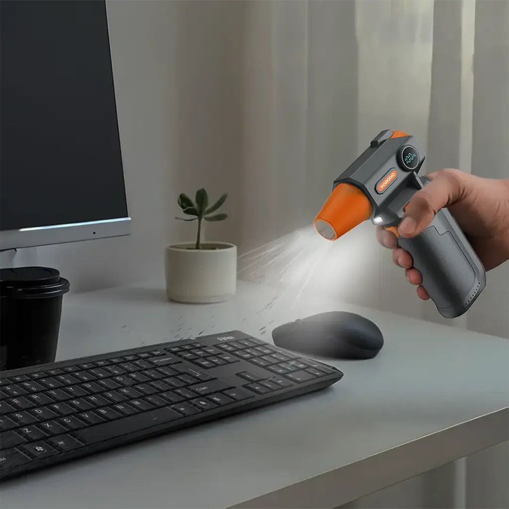 Porodo Lifestyle Cordless Turbo Air Duster with LED Work Light - Black4.webp