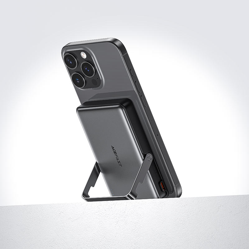 Acefast M17 10000mAh Magnetic Wireless Power Bank – 22.5W - Saif Al Najmi KwWireless Power BanksACEFASTSaif Al Najmi KwAcefast M17 10000mAh Magnetic Wireless Power Bank – 22.5W