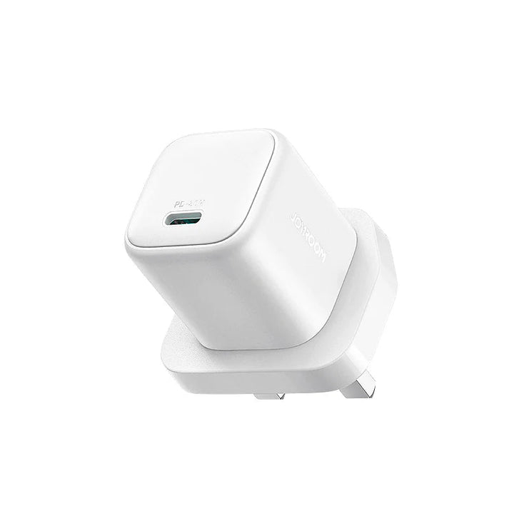 GaN Mini 30W Fast Charger – UK Plug, White (TCG15) - Saif Al Najmi KwChargersJOYROOMSaif Al Najmi KwGaN Mini 30W Fast Charger – UK Plug, White (TCG15)