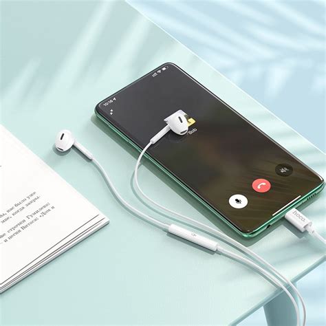 M109 Type-C Sunny digital wire control earphones with microphone - white - Saif Al Najmi Kw